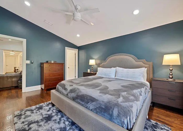 Сasa de vacaciones Wicker Park 4bd 3ba, Steps From Cta, Parking Incl Chicago