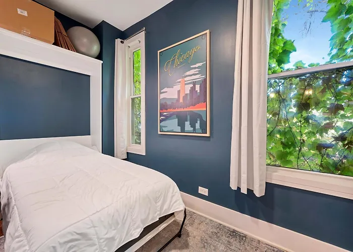 Wicker Park 4bd 3ba, Steps From Cta, Parking Incl Сasa de vacaciones *