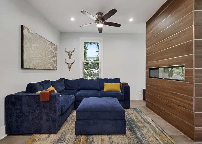 Сasa de vacaciones Wicker Park 4bd 3ba, Steps From Cta, Parking Incl Chicago